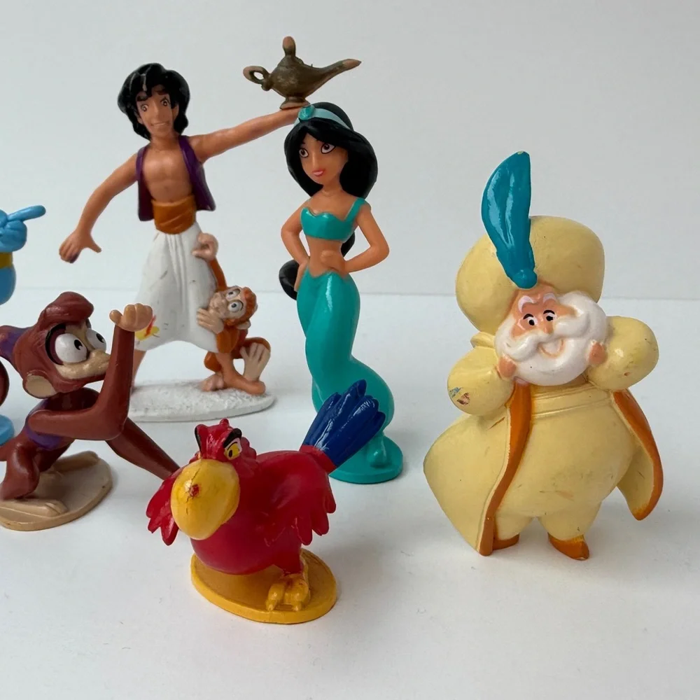 Disney’s Aladdin Small Figures Lot Princess Jasmine Genie‎ Abu Sultan Lamp